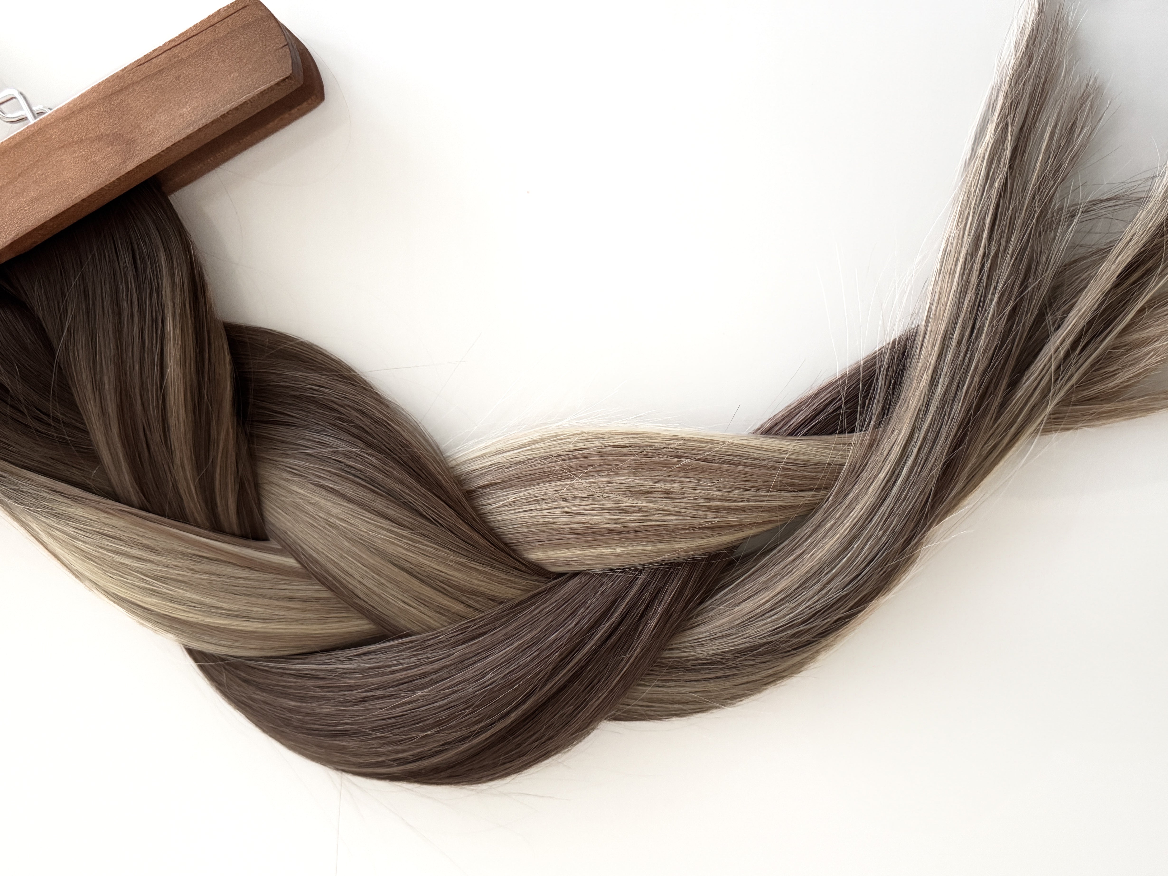 About KHAI signature wefts